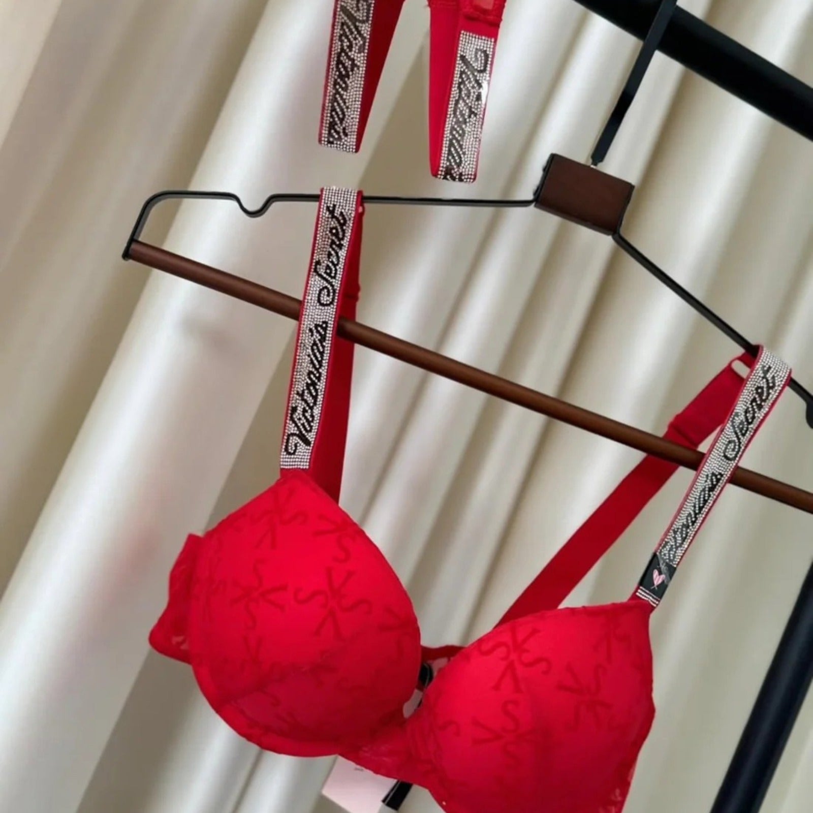 Victoria's Secret VS Red